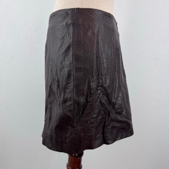 Vintage Express Brown Embossed Leather Mini Skirt sz 5/6 Retro Y2K Coquette Chic - Picture 2 of 7